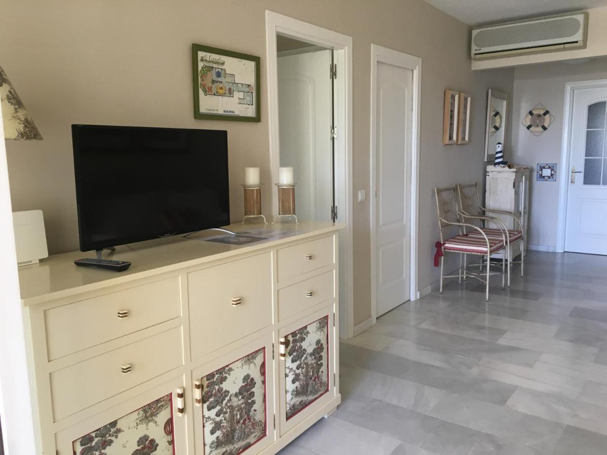 Mi Capricho, Beachfront, Grownfloor, Private Garden & Terrace Sitio de Calahonda Екстер'єр фото