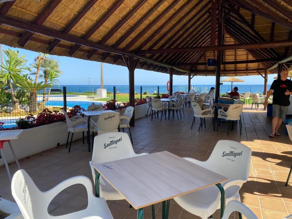 Mi Capricho, Beachfront, Grownfloor, Private Garden & Terrace Sitio de Calahonda Екстер'єр фото
