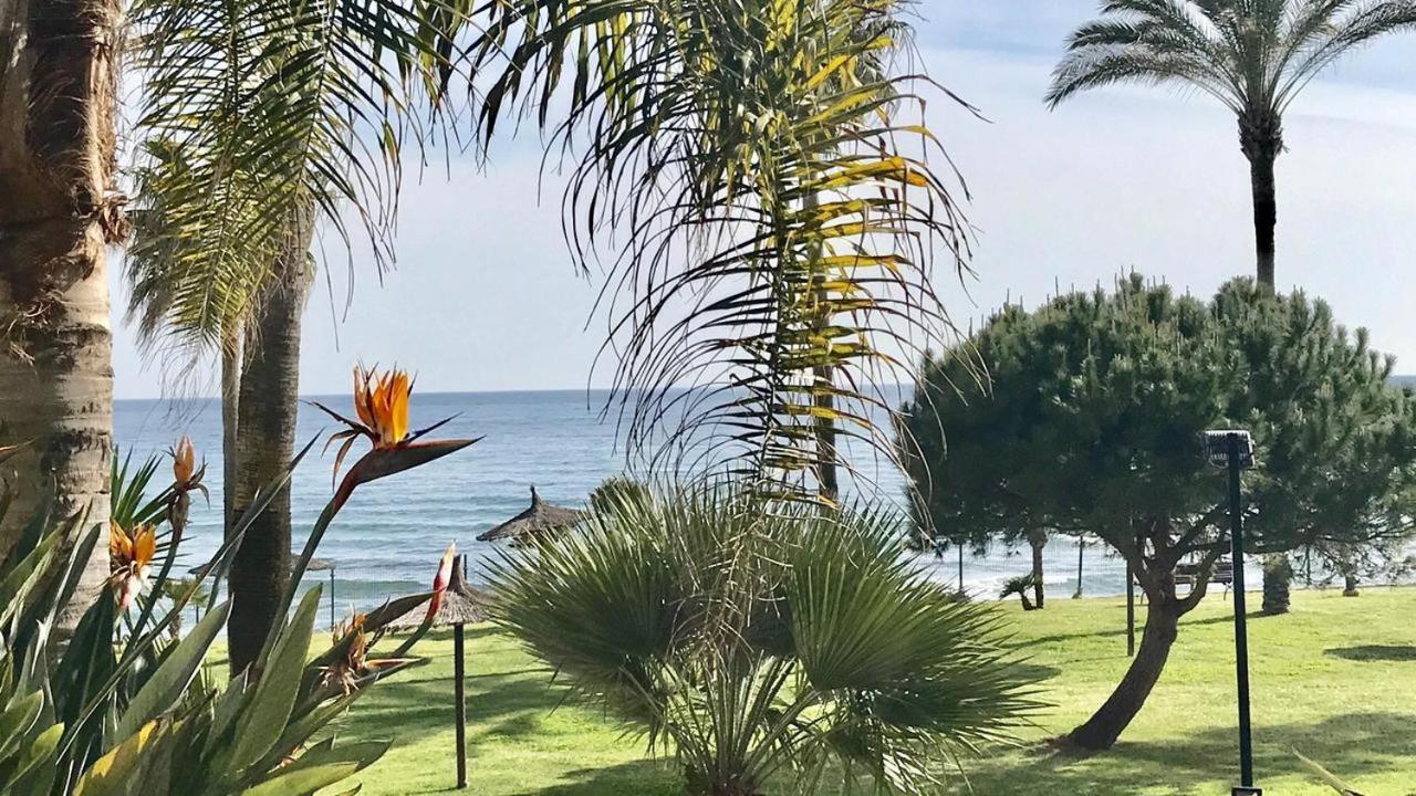 Mi Capricho, Beachfront, Grownfloor, Private Garden & Terrace Sitio de Calahonda Екстер'єр фото
