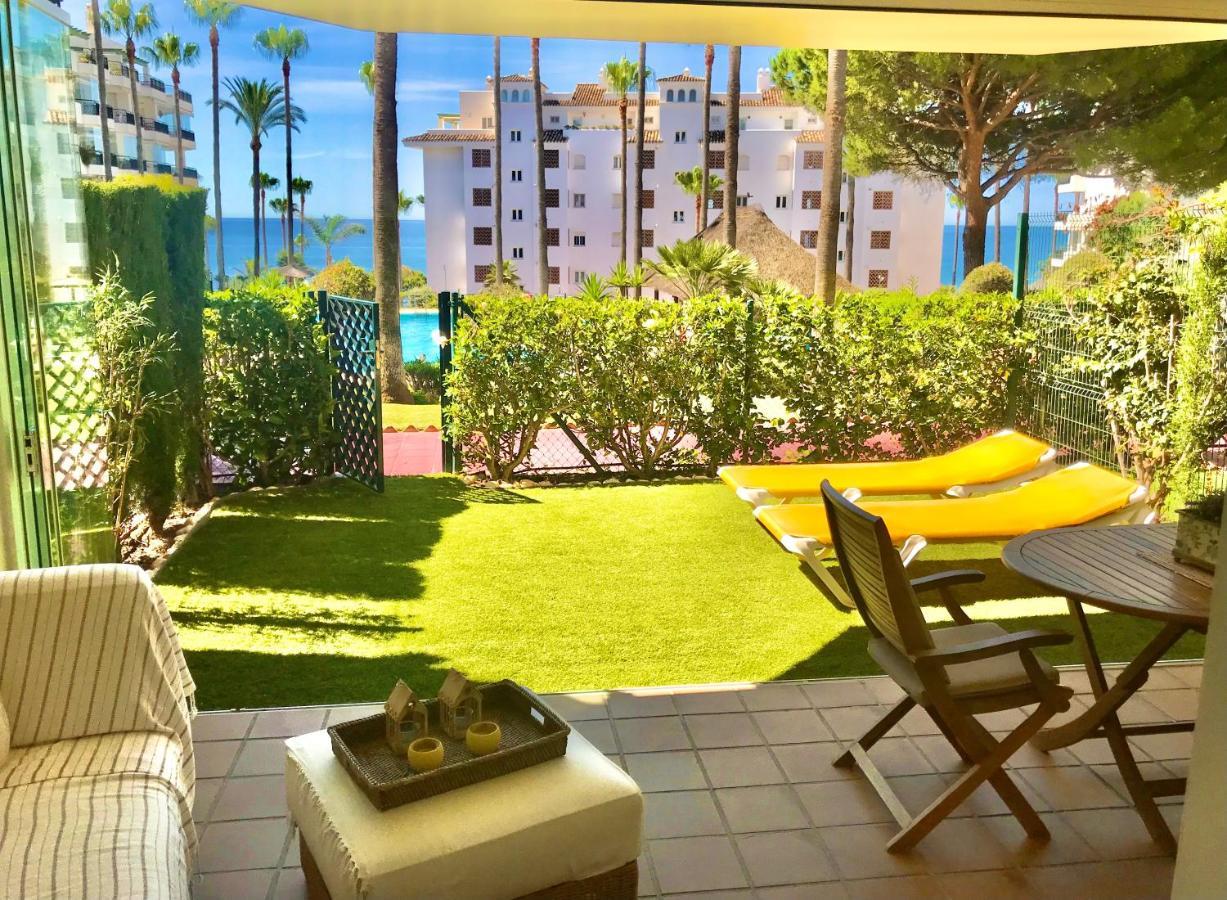 Mi Capricho, Beachfront, Grownfloor, Private Garden & Terrace Sitio de Calahonda Екстер'єр фото