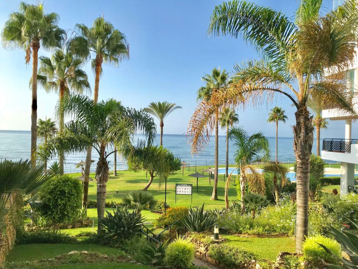 Mi Capricho, Beachfront, Grownfloor, Private Garden & Terrace Sitio de Calahonda Екстер'єр фото
