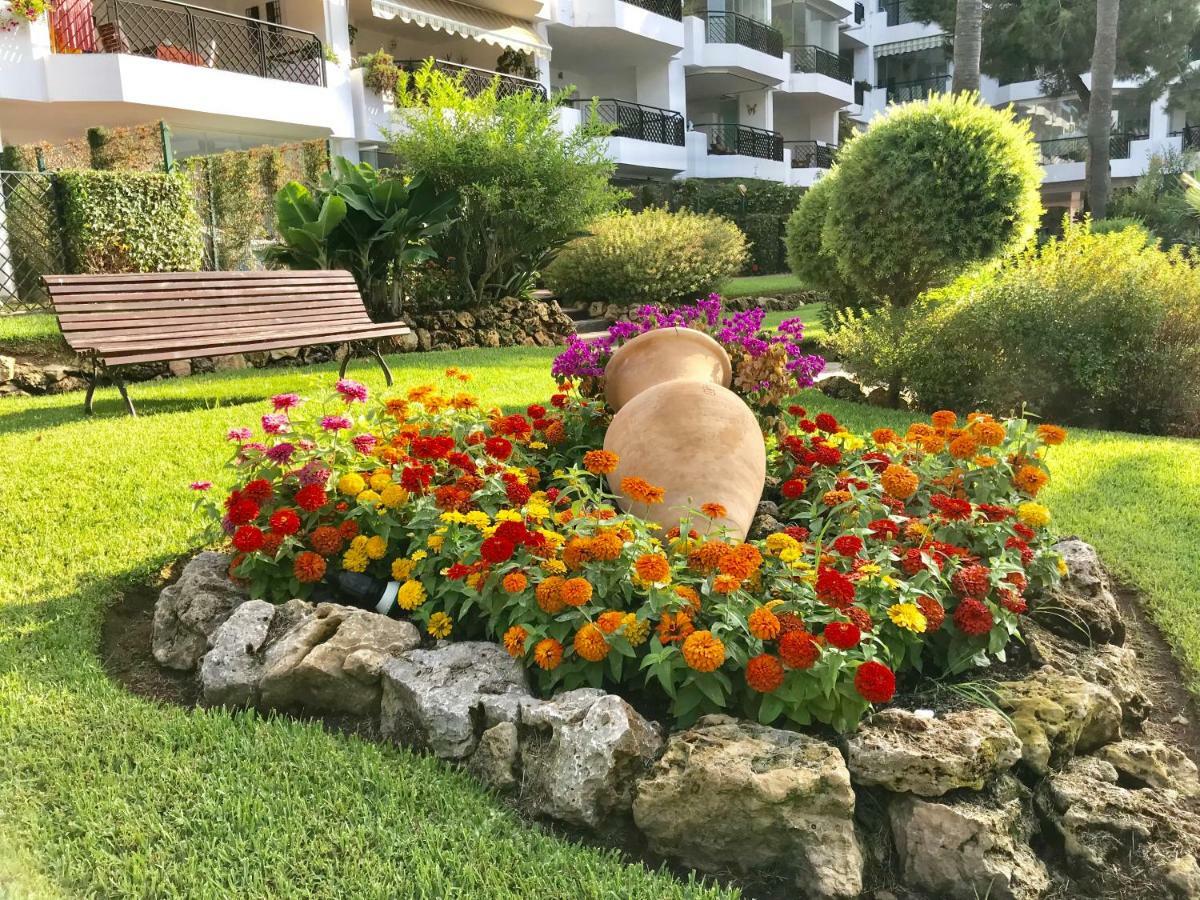 Mi Capricho, Beachfront, Grownfloor, Private Garden & Terrace Sitio de Calahonda Екстер'єр фото